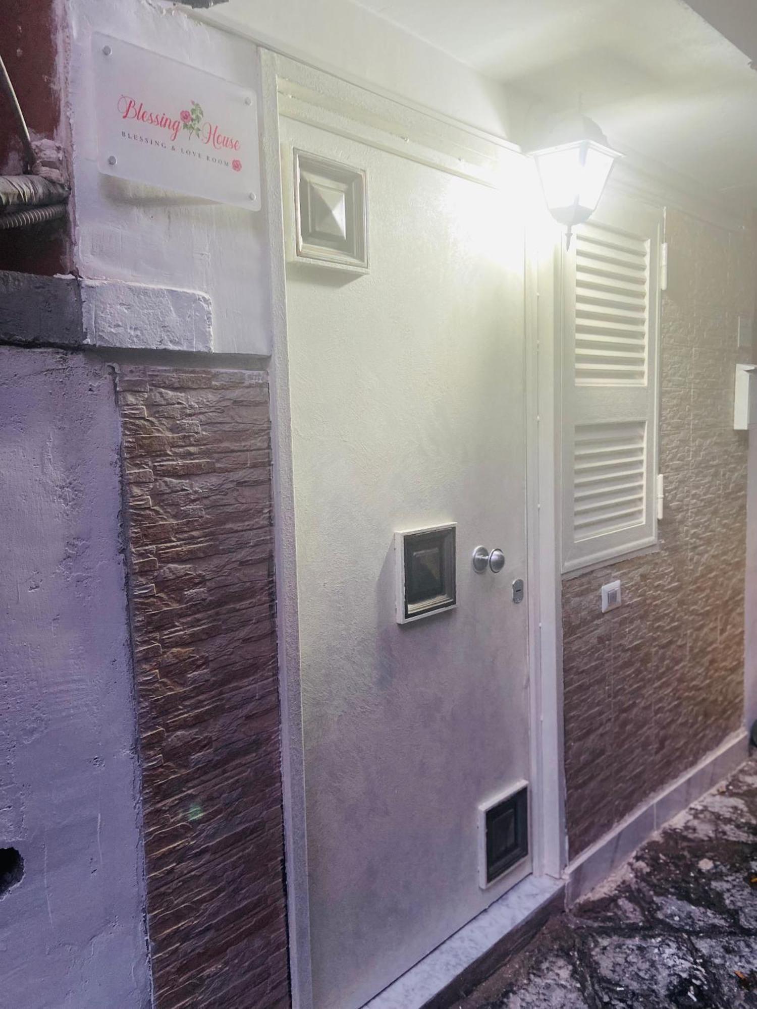 Blessing House Apartment Napoli Exterior foto